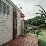 Character-Filled Cottage In Imhoffs Gift