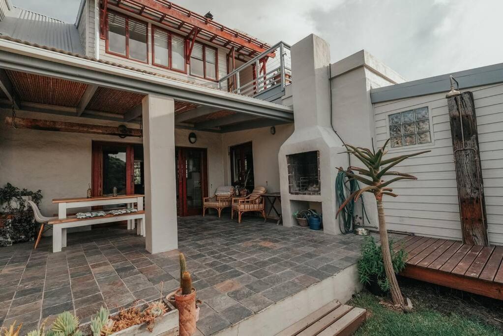Character-filled In Imhoffs Gift Apartment Cape Town